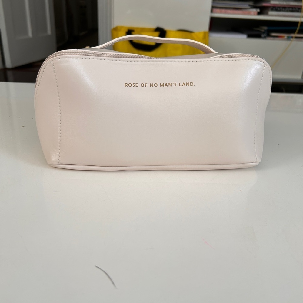 BNWT Rose of No Man’s Land Large Cosmetic Bag in 3 Different Colours - Picture 4 of 16